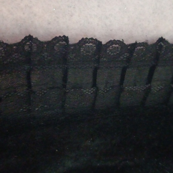 The Territory Ahead Elegant Top: L & Forwear N.Y. Black Skirt: XL, 2 pc Set - Picture 13 of 13